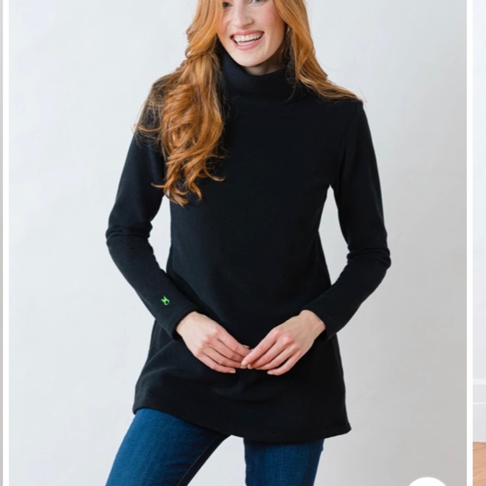 Dudley Stephens Cobble Hill Turtleneck in Black medium